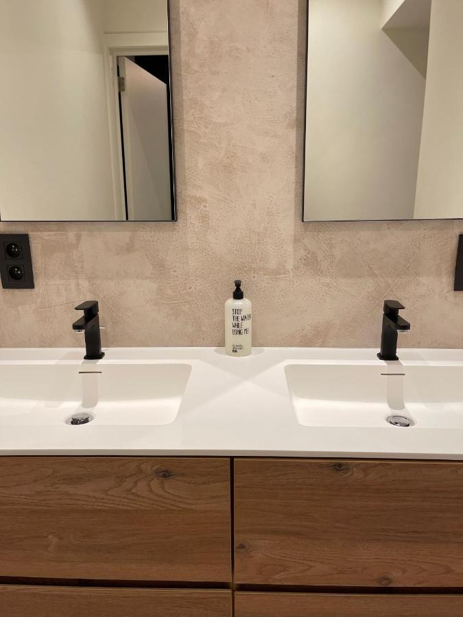 3 Room Luxury Design Apartment With Airconditioning, Close To Gent St-Pieters Station Exteriör bild