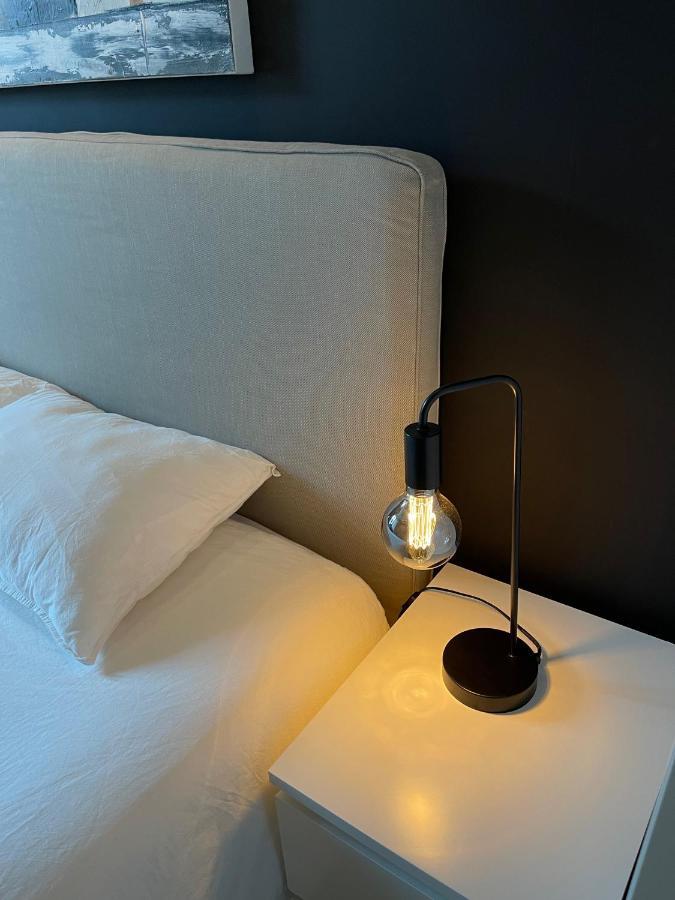 3 Room Luxury Design Apartment With Airconditioning, Close To Gent St-Pieters Station Exteriör bild