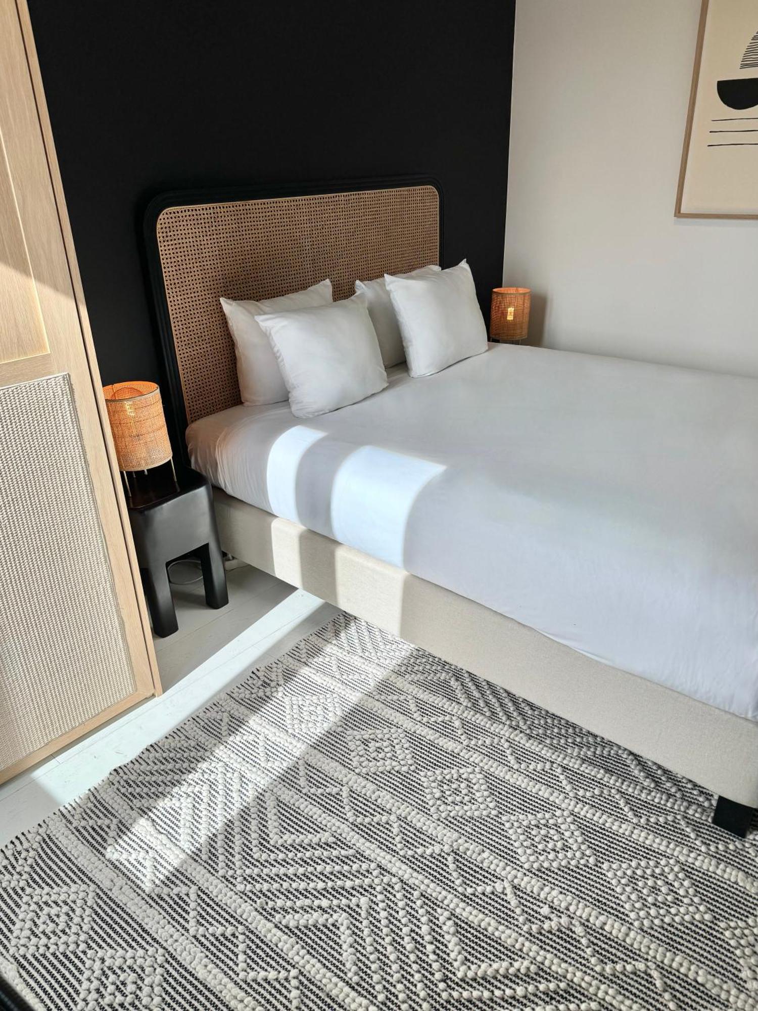 3 Room Luxury Design Apartment With Airconditioning, Close To Gent St-Pieters Station Exteriör bild